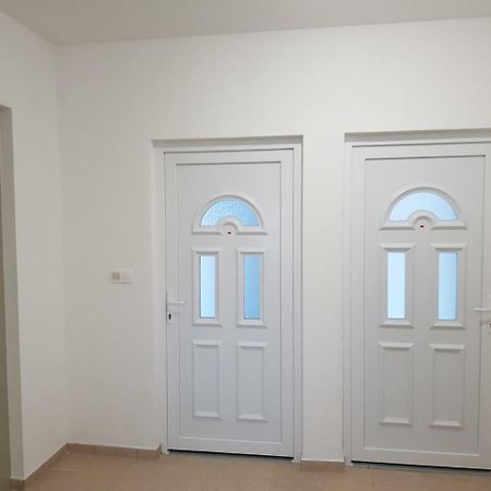 Lakefive Apartments Balatonfuered Eksteriør billede