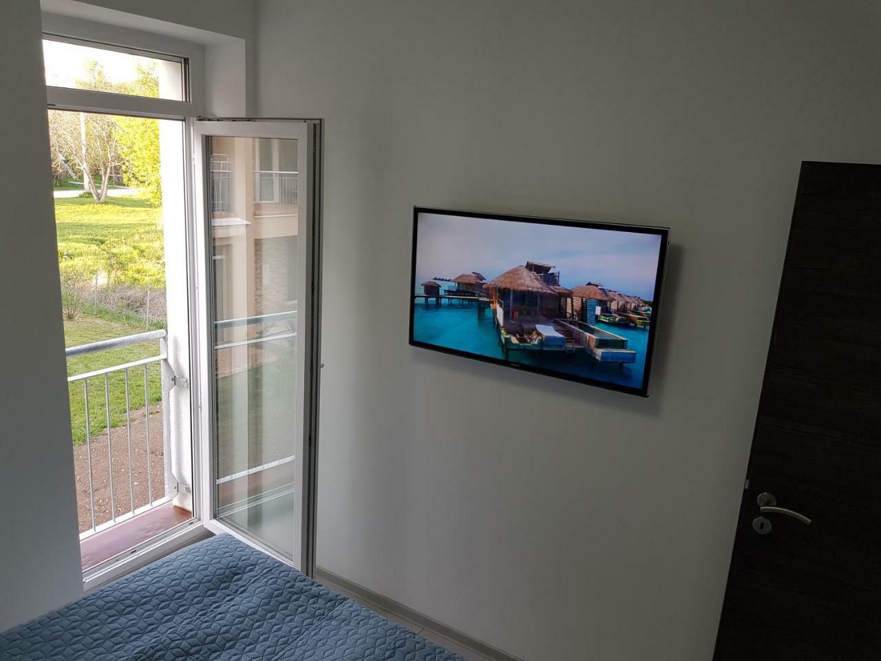 Lakefive Apartments Balatonfuered Eksteriør billede